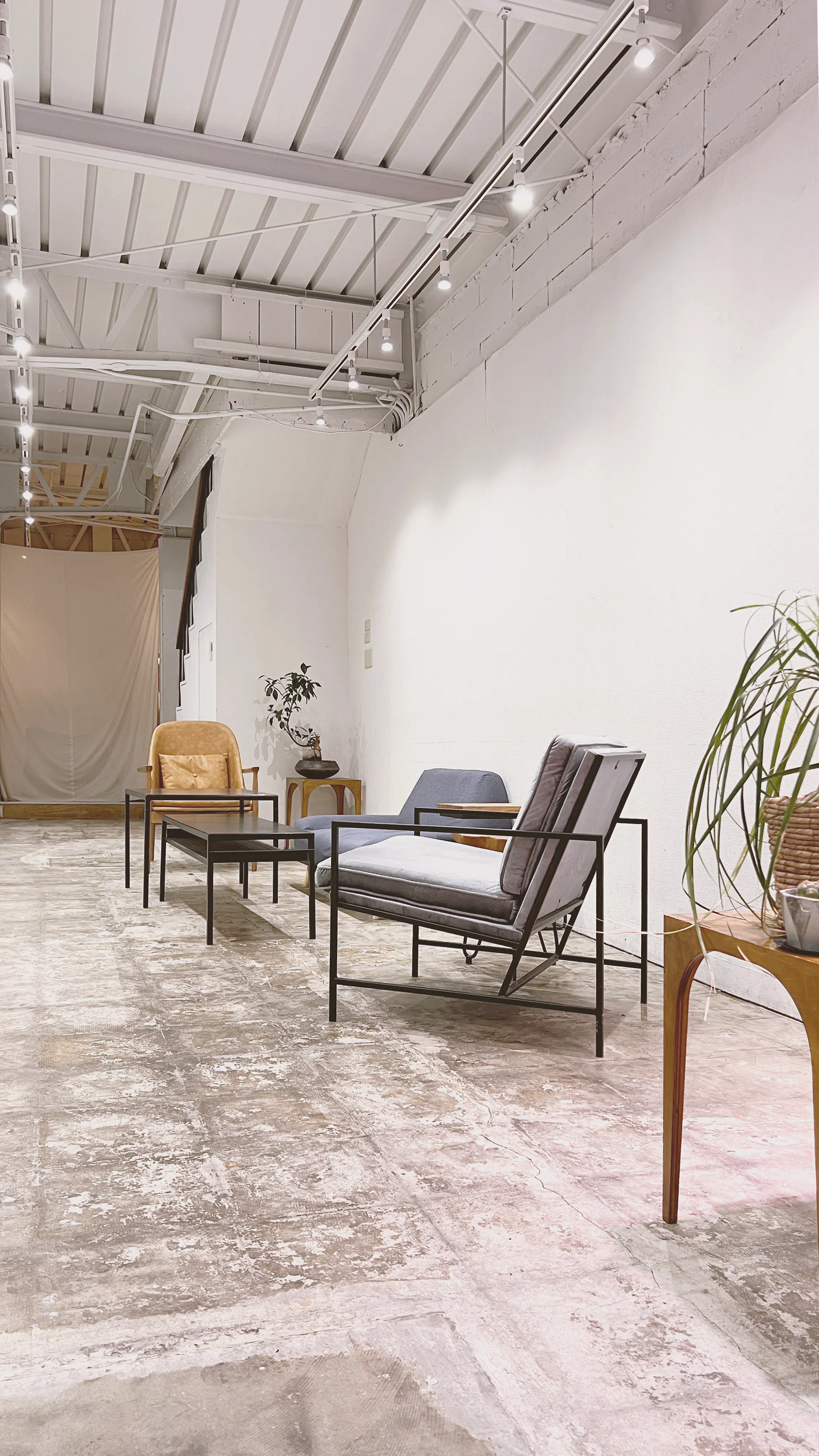 【馬喰町駅4分】展示会利用に適した倉庫を1棟リノベーションのギャラリースタジオ(B1-1&B2-1)