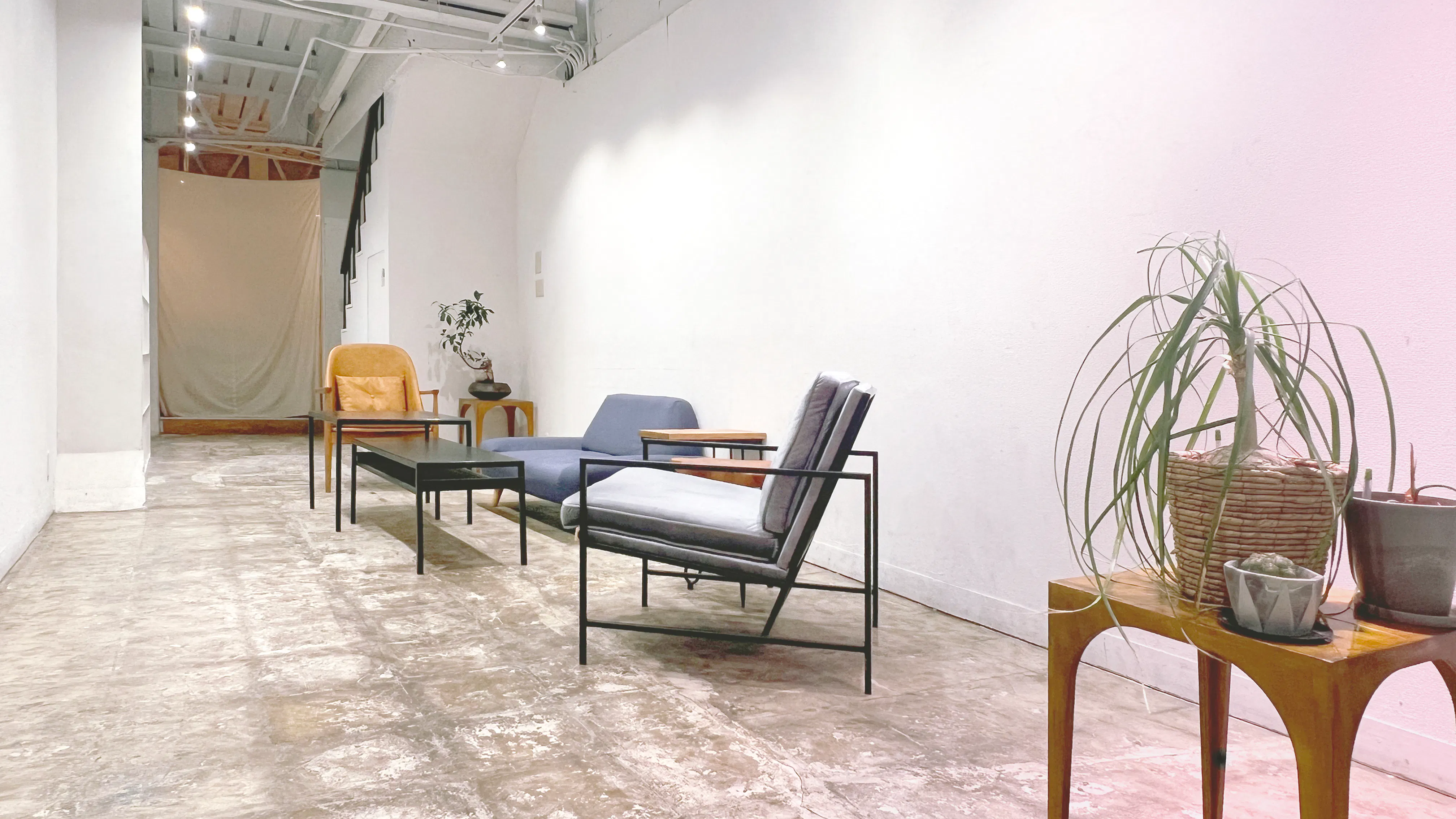 【馬喰町駅4分】展示会利用に適した倉庫を1棟リノベーションのギャラリースタジオ(B1-1&B2-1)