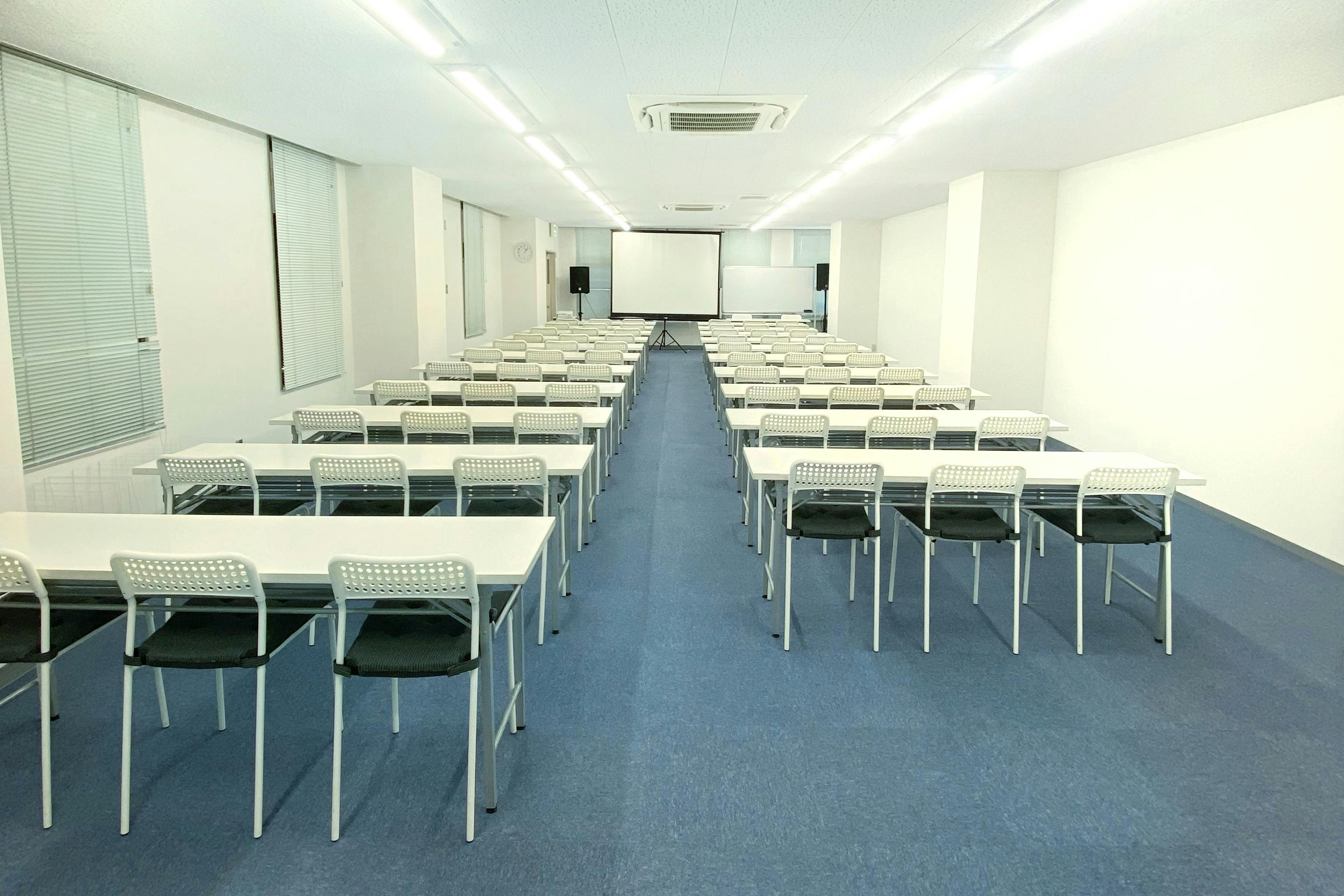 【新横浜駅3分】招待制の製品PR会や受注販売会に適した60名程度収容可能なレンタルスペース