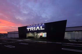 【スーパーセンタートライアル富田林店】キッチンカー(調理営業)出店限定/屋外スペース