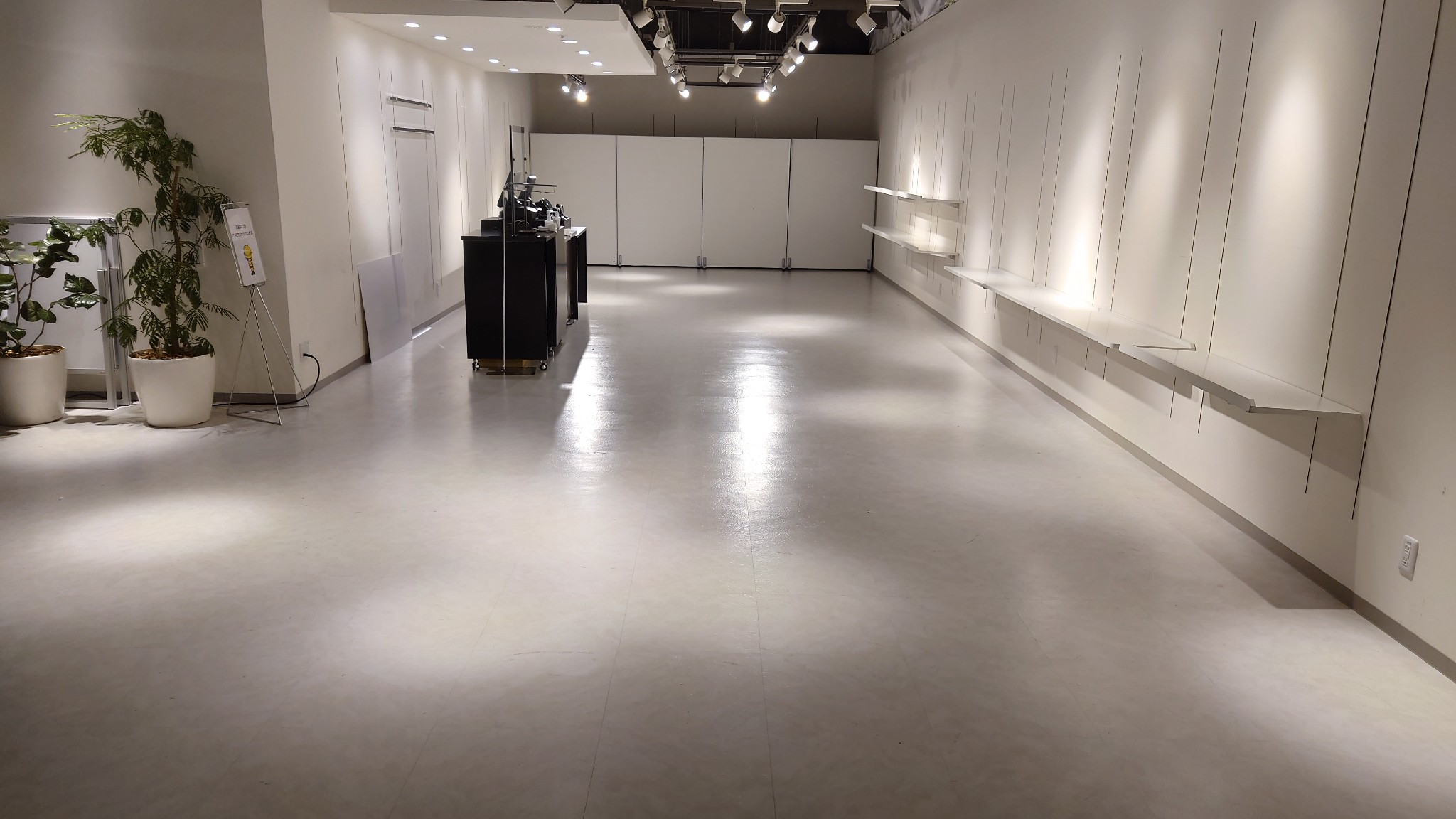 【有楽町マルイ】8階 SPACE6（カレンダリウムC10）【物販・PRイベント・展示会】備え付け什器ありのイベントスペース