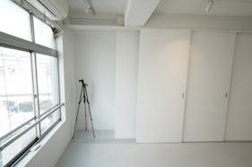 【初台駅4分】撮影・展示・ポップアップ・ダンスに利用可能なレンタルスペース