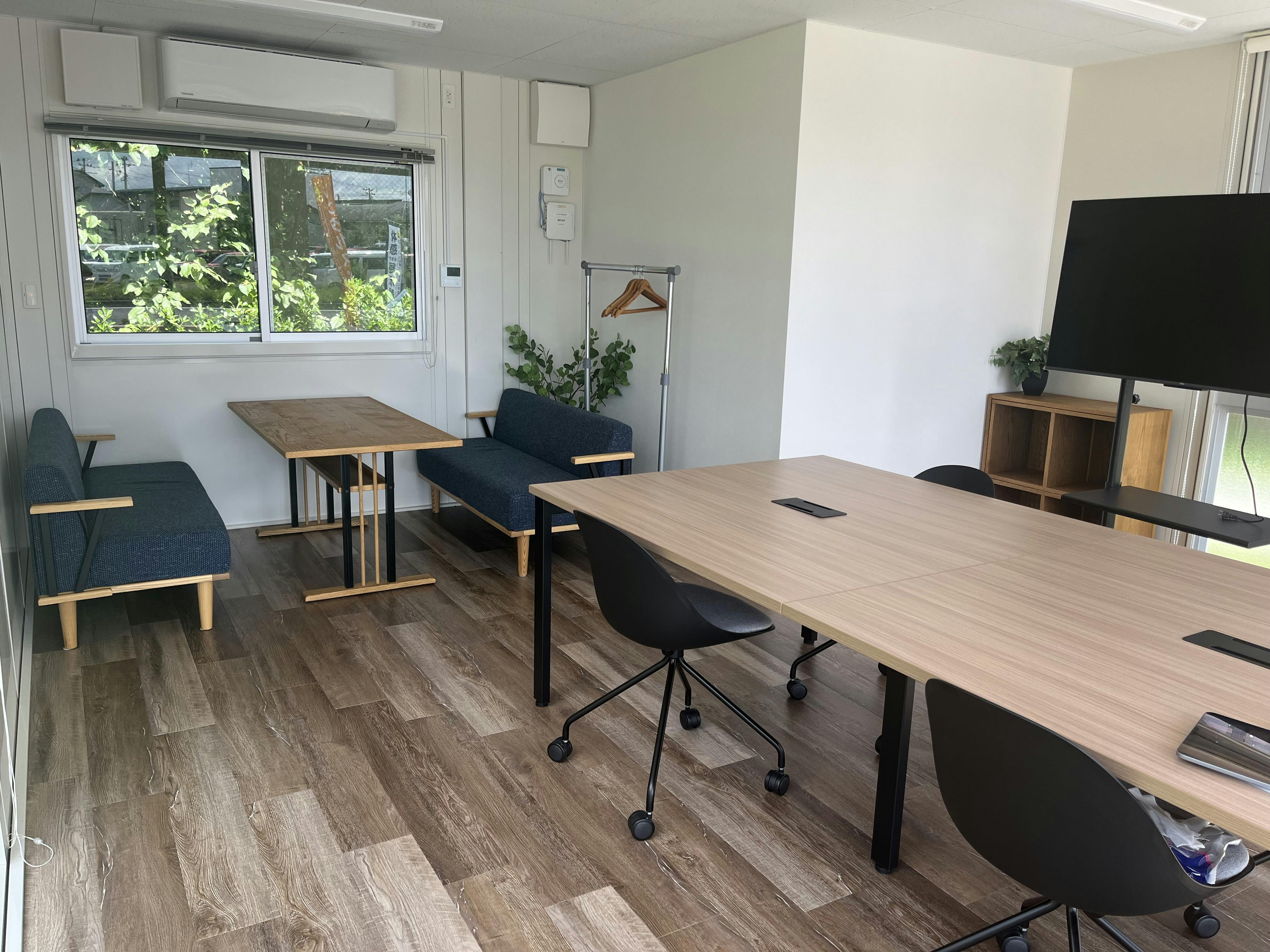 【福島県郡山市】自主企画マルシェやワークショップに最適なお手頃価格のレンタルスペース「Meeting2」／敷地全体の貸切イベント開催も可能！の画像