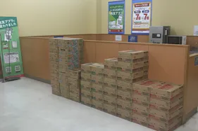 【西友 上山田店】店内入口横 プロモーション用途や物販、食物販のポップアップストアに最適なスーパー店内催事イベントスペース