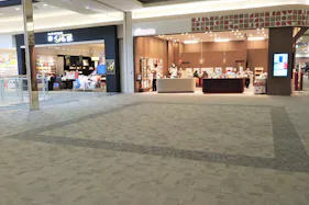 【イオンモール盛岡】2F 東側広場