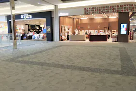 【イオンモール盛岡】2F 東側広場