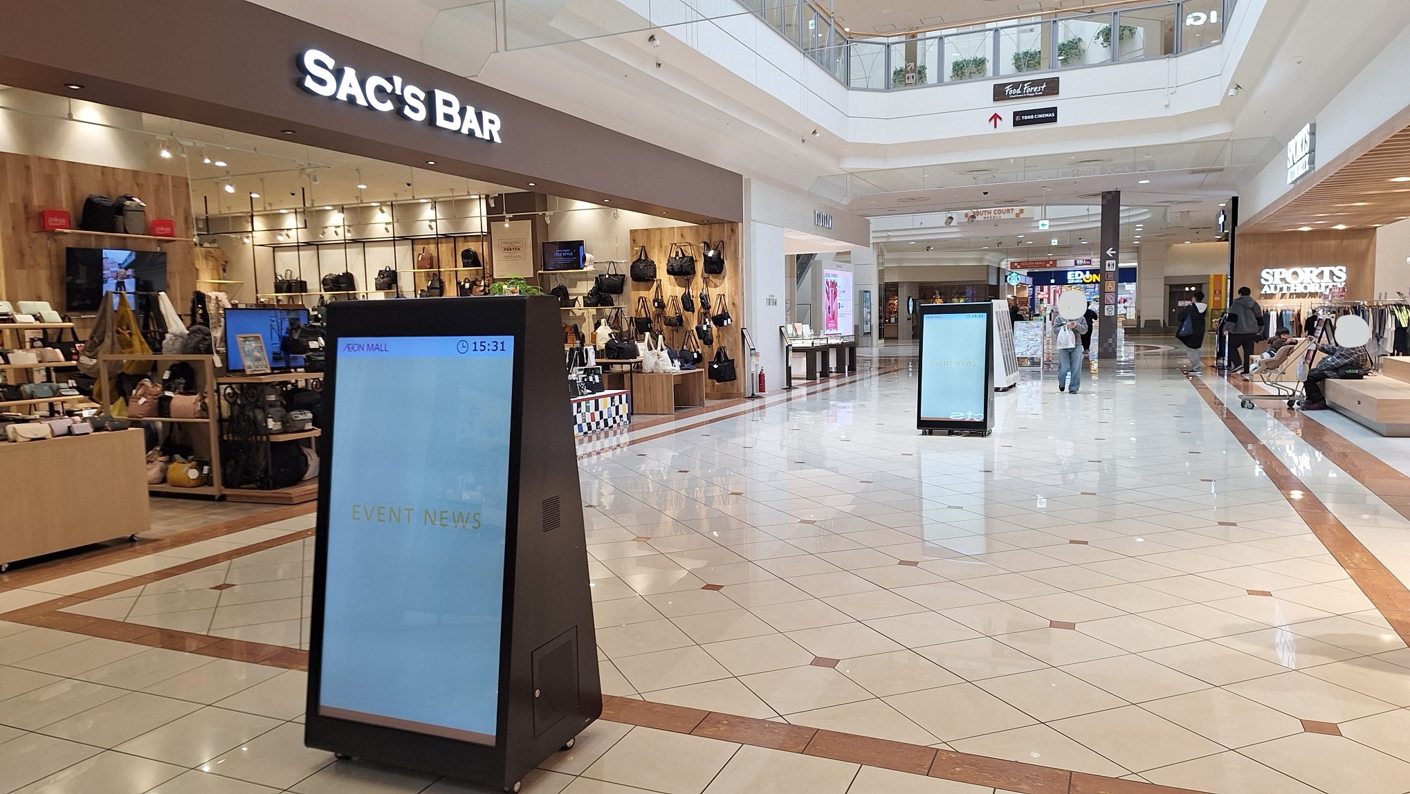 【イオンモール新居浜】『1F 催事スペースＣ』ｰメイン催事場「サウスコート」に近くのPRに最適なスペース！スポーツ大型店舗の前の催事場で、通行量の多いです