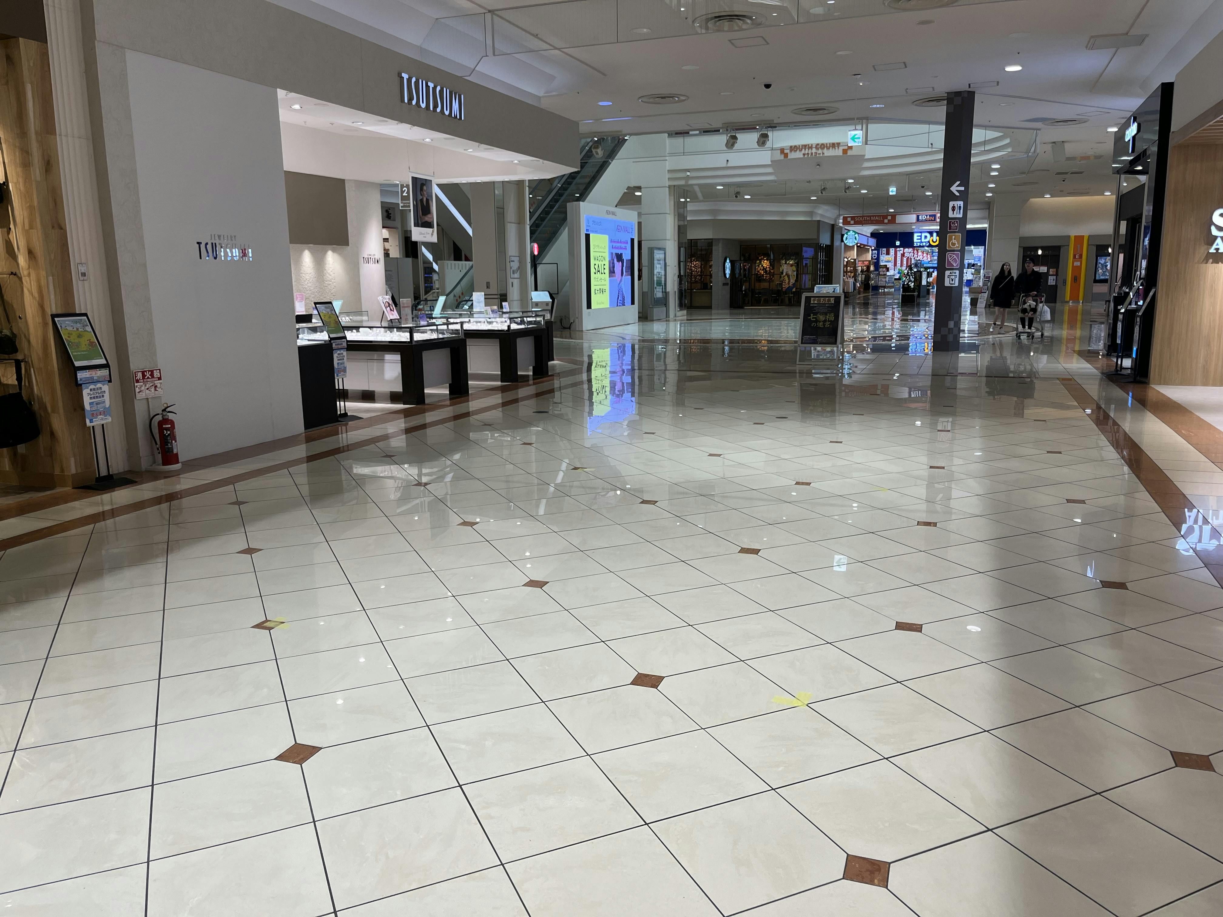 【イオンモール新居浜】『1F 催事スペースＣ』ｰメイン催事場「サウスコート」に近くのPRに最適なスペース！スポーツ大型店舗の前の催事場で、通行量の多いですの画像