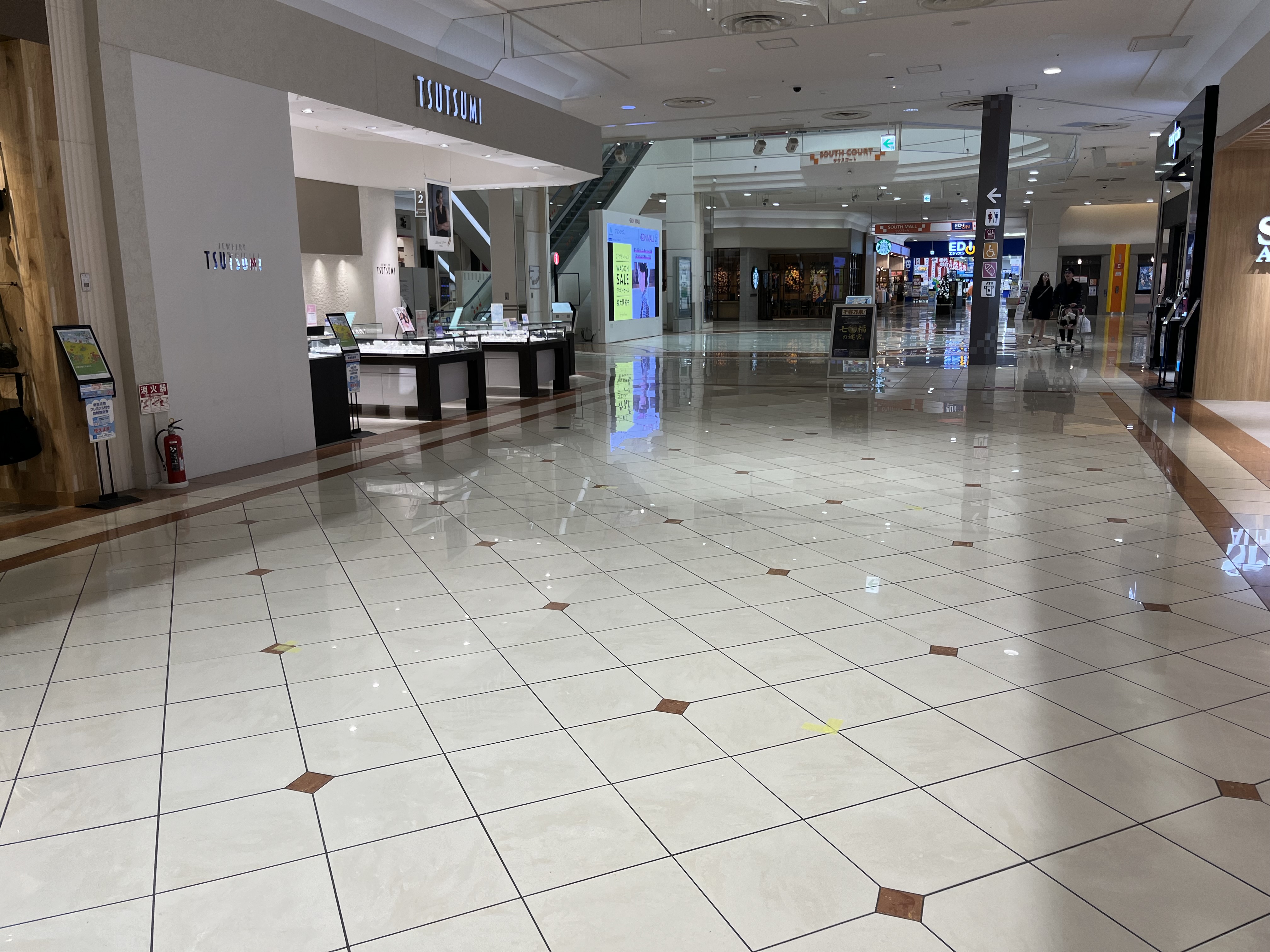 【イオンモール新居浜】『1F 催事スペースＣ』ｰメイン催事場「サウスコート」に近くのPRに最適なスペース！スポーツ大型店舗の前の催事場で、通行量の多いです