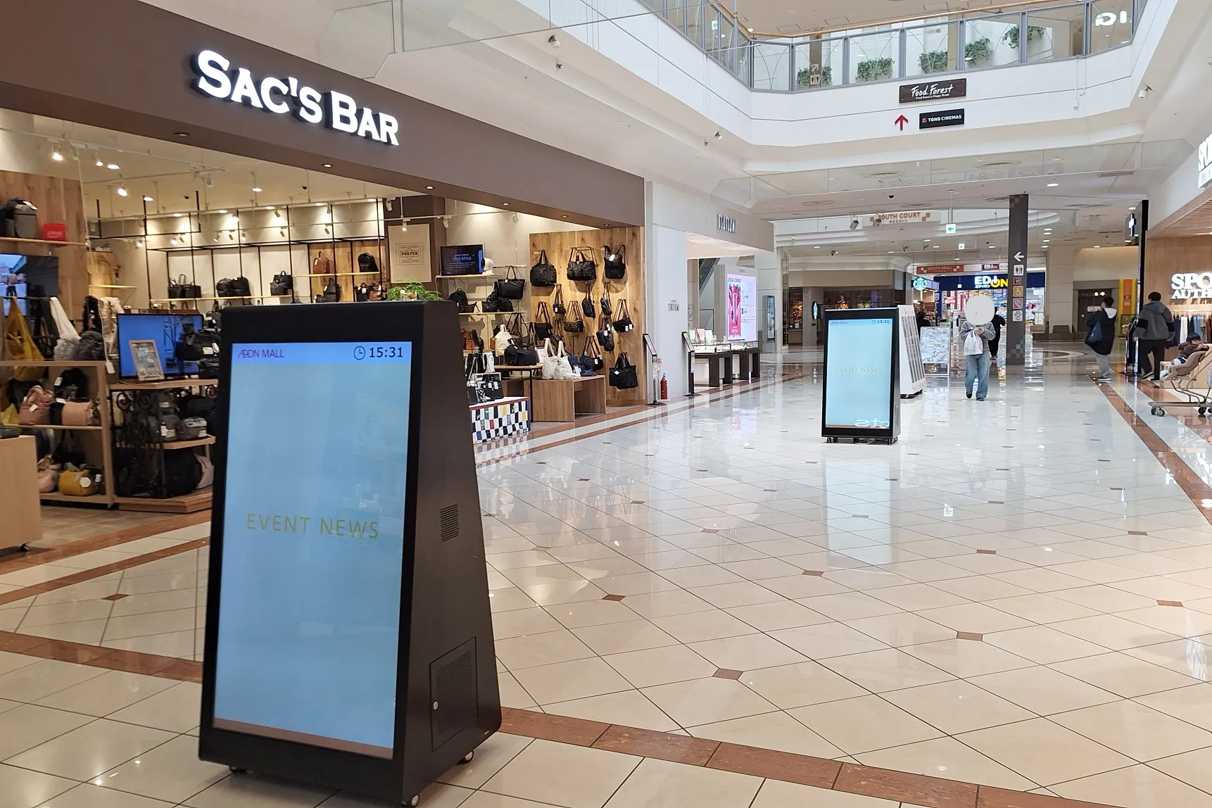 【イオンモール新居浜】『1F 催事スペースC』ーメイン催事場「サウスコート」に近くのPRに最適なスペース!スポーツ大型店舗の前の催事場で、通行量の多いです