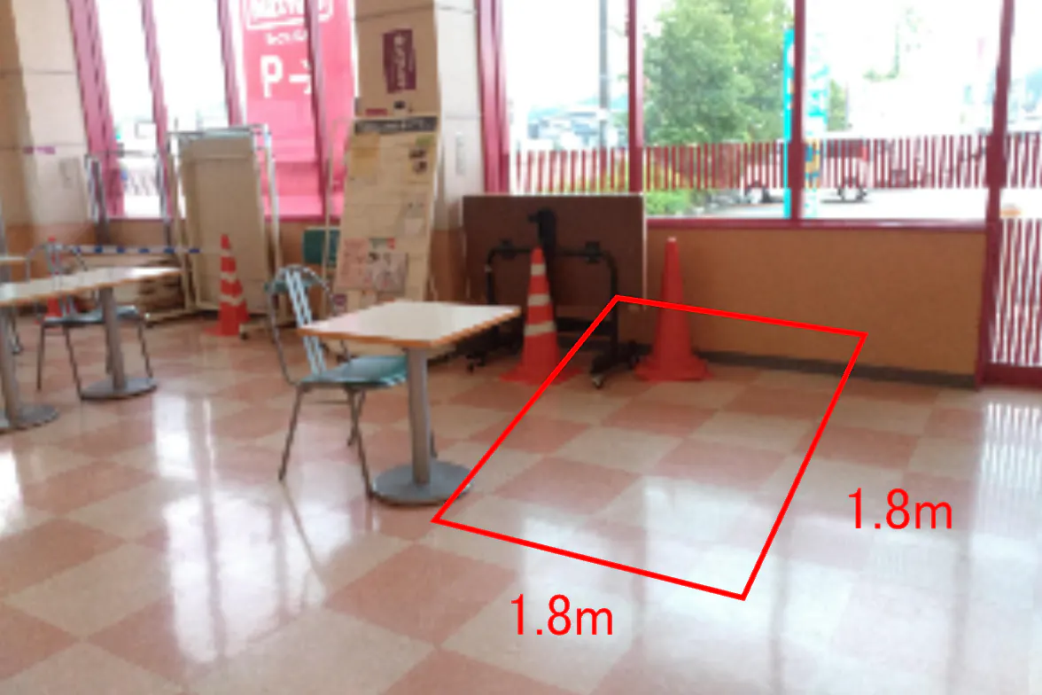 【マックスバリュ寒河江西店】くつろぎスペース前の一部(店内ギャザリングスペース前の一部) 販促プロモーションや物販に最適なスーパー店内催事イベントスペース
