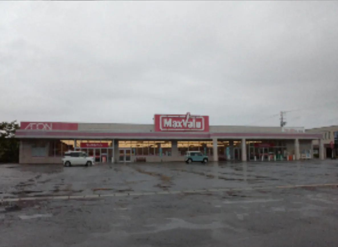 【マックスバリュ寒河江西店】くつろぎスペース前の一部（店内ギャザリングスペース前の一部） 販促プロモーションや物販に最適なスーパー店内催事イベントスペース