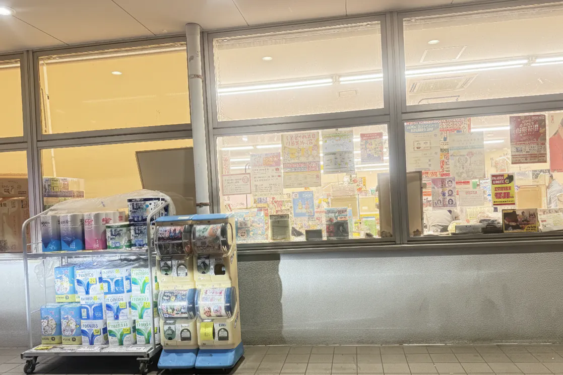 【Aコープくらはし店】食物販や販促イベントに最適な屋外軒下スペース