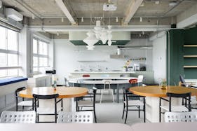 【池尻大橋駅10分】撮影、ワークショップ、トークイベント、交流会などに最適なキッチン付き三宿のオルタナティブスペース