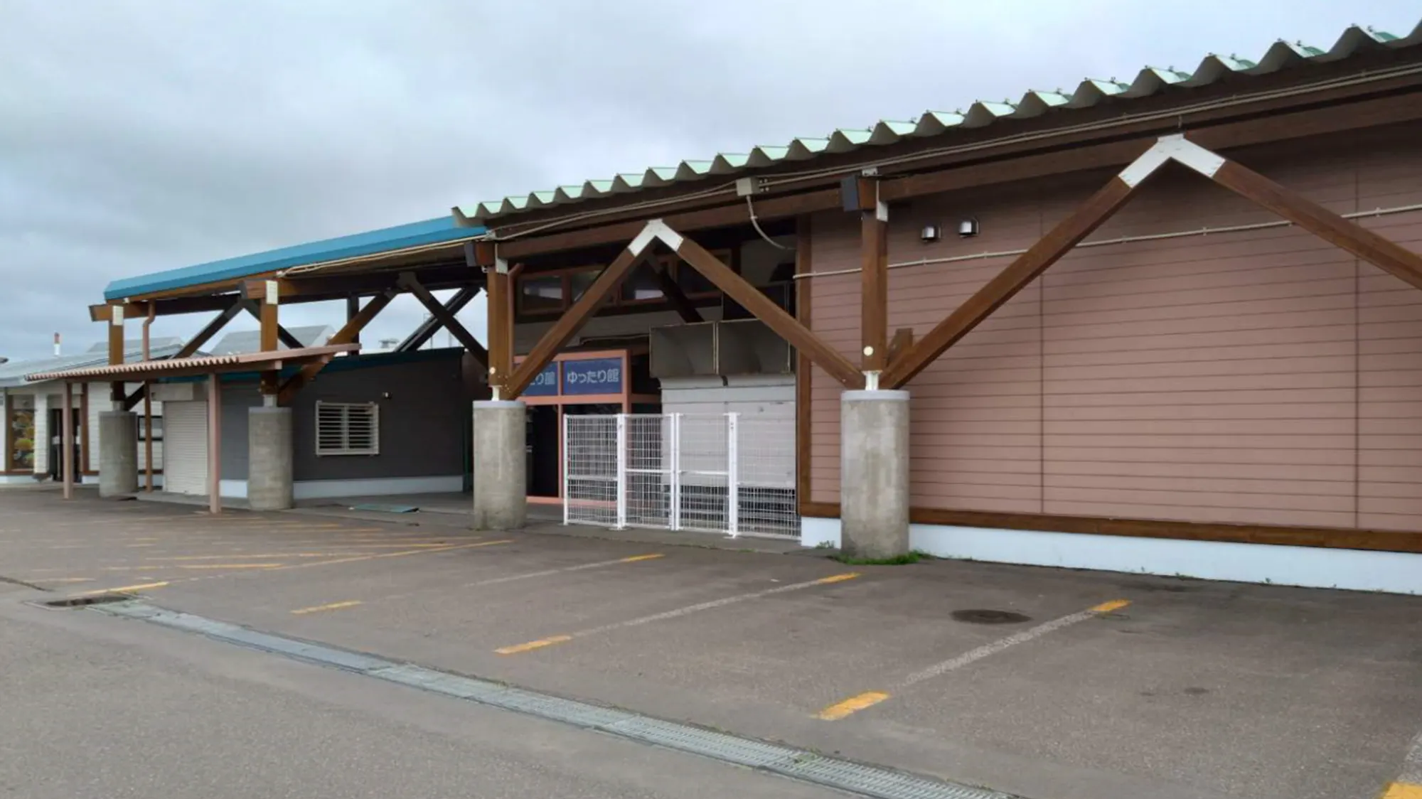 【ダイナム釧路宝町店ゆったり館】キッチンカーやプロモーションに最適なアミューズメント施設のイベントスペース(駐車場①)