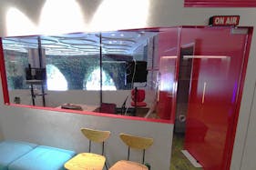 【渋谷モディ】2階 カレンダリウムD05【物販・PR・展示会】屋外からの視認性抜群、大型モニター完備