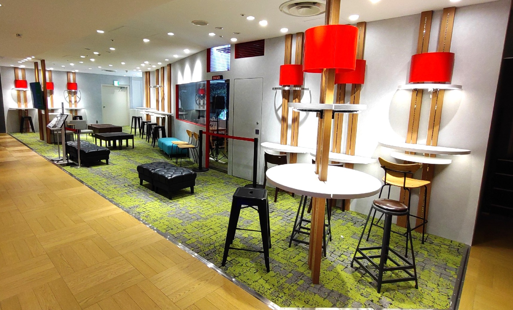 【渋谷モディ】2階 カレンダリウムD05【物販・PR・展示会】屋外からの視認性抜群、大型モニター完備