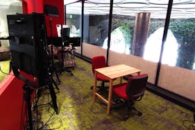 【渋谷モディ】2階 カレンダリウムD05【物販・PR・展示会】屋外からの視認性抜群、大型モニター完備