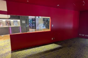 【渋谷モディ】2階 カレンダリウムD05【物販・PR・展示会】屋外からの視認性抜群、大型モニター完備