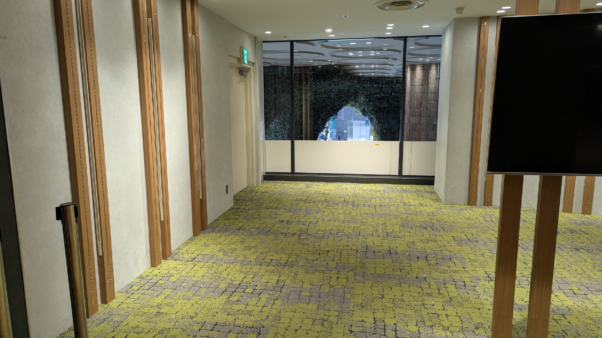 【渋谷モディ】2階 カレンダリウムD05【物販・PR・展示会】屋外からの視認性抜群、大型モニター完備