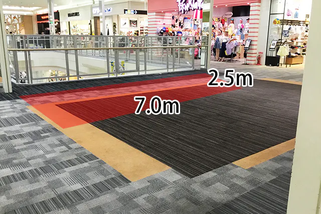 【イオンモール浜松志都呂】3階靴下屋前