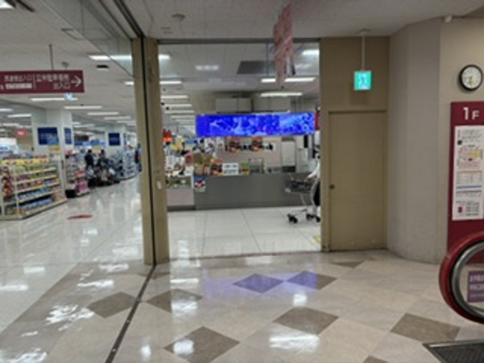 【イオン大野城ショッピングセンター（福岡県）】春日原側　イオン銀行ＡＴＭ前　催事スペース