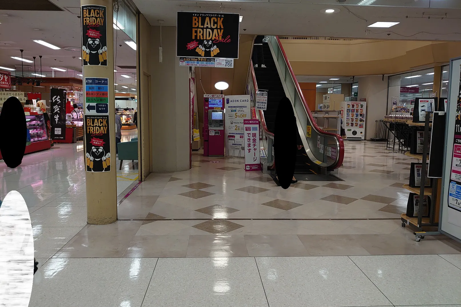 【イオン大野城ショッピングセンター(福岡県)】春日原側 イオン銀行ATM前 催事スペース