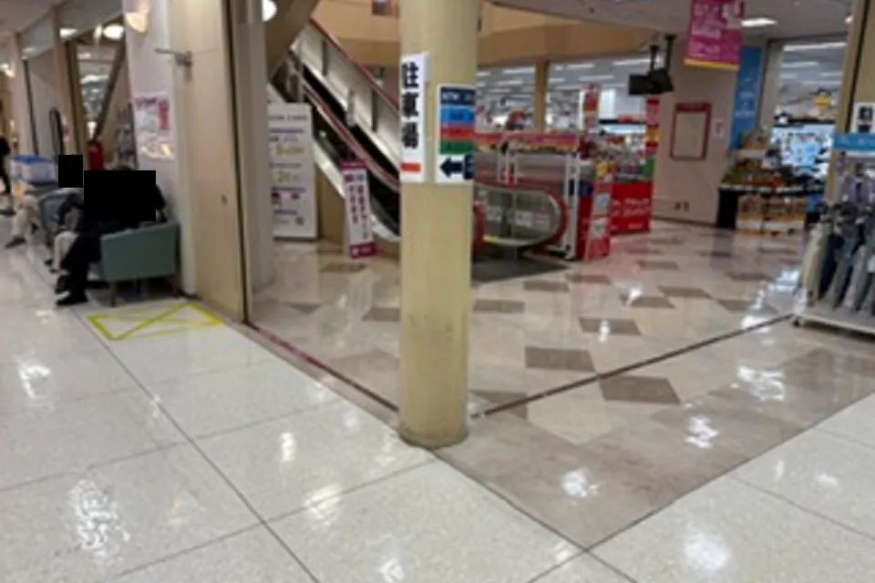 【イオン大野城ショッピングセンター(福岡県)】春日原側 イオン銀行ATM前 催事スペース