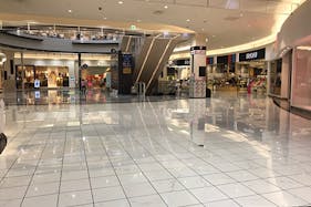 【イオンモール盛岡】1F 西共用通路