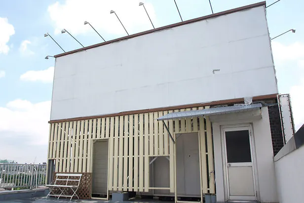 【学芸大学駅5分】撮影に最適なビル1棟に3種のロケーションのあるイベントスペース(4F屋上)