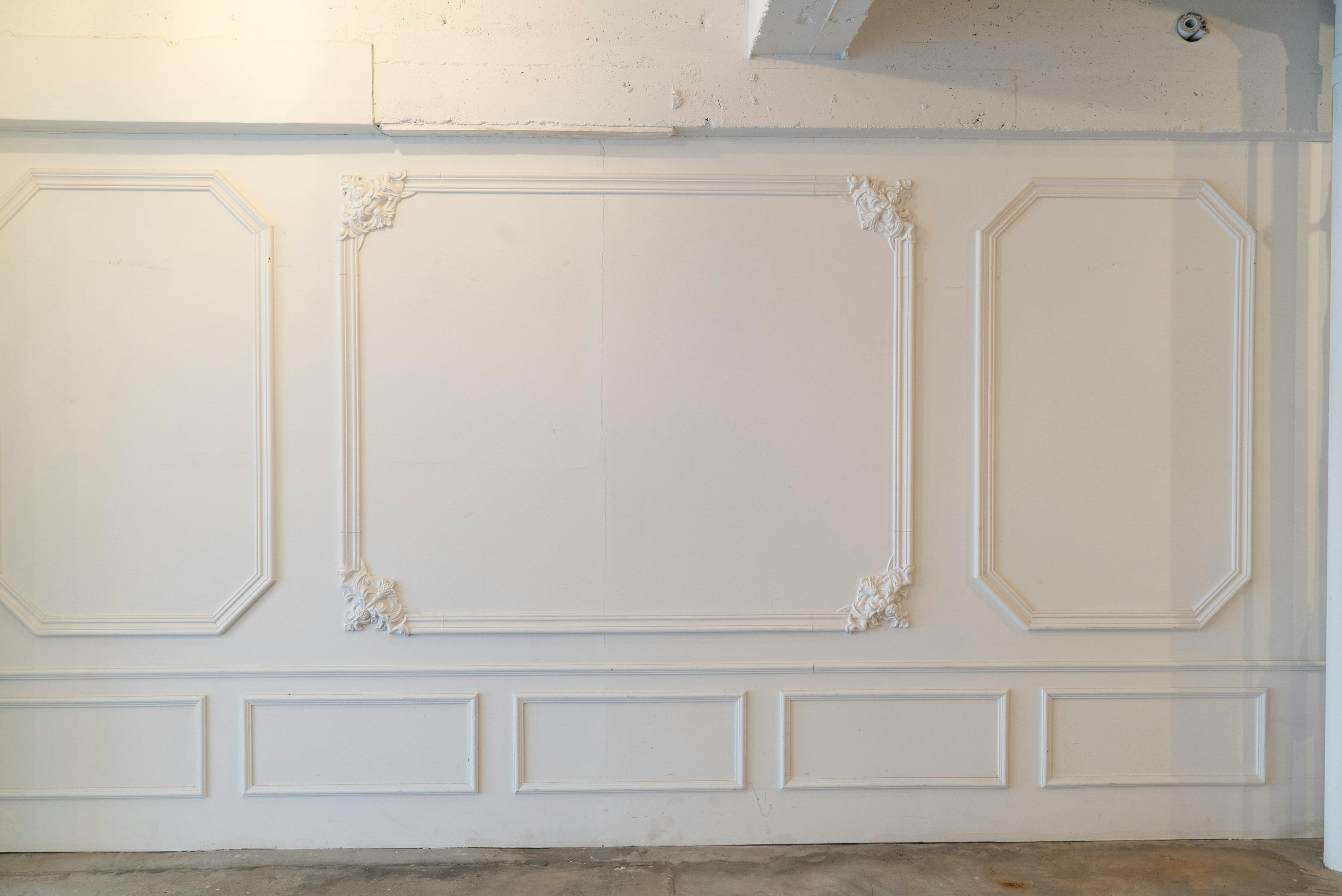 【表参道駅9分】展示会やポップアップに最適!骨董通り沿いの白基調な1F路面スペース