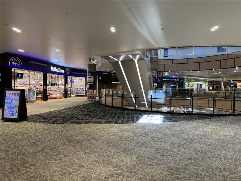 【イオンモール幕張新都心】ホビーゾーン前