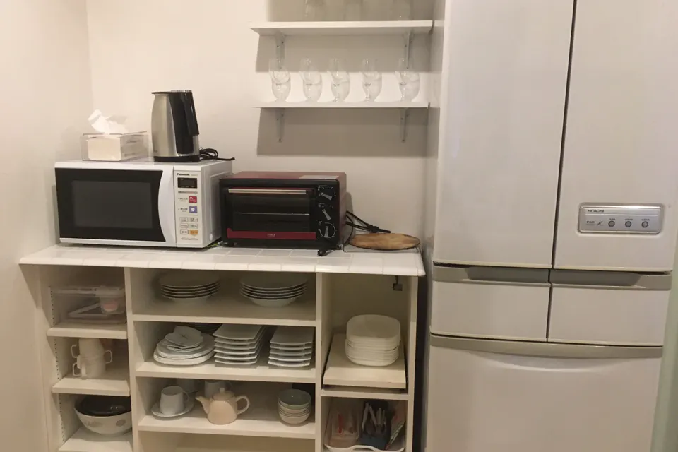 【水元公園近く】ロケやワークショップ、スクール運営等の商用利用からホームパーティやオフ会に最適な完全個室のイベントスペース