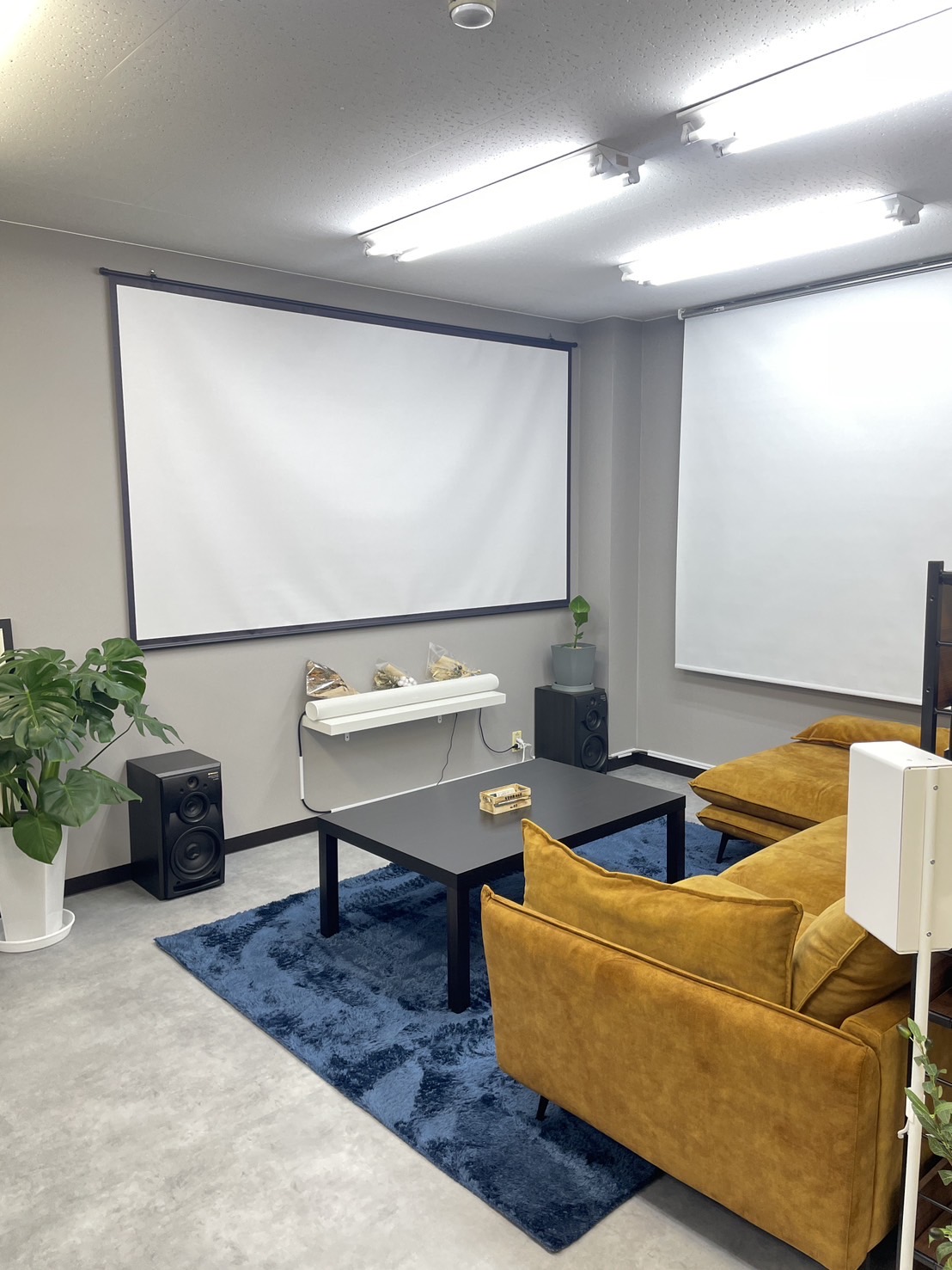 【佐賀県佐賀市】学生向けにSNS宣伝可能！懇親会や移動販売、ポップアップストアに最適な佐賀大学医学部近くのレンタルスペース「HIDEOUT」