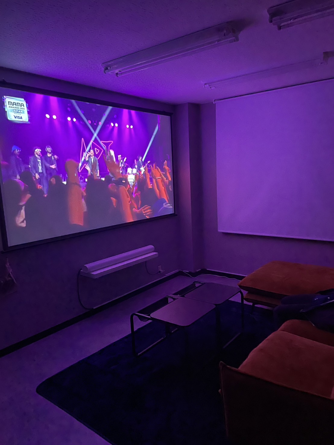 【佐賀県佐賀市】学生向けにSNS宣伝可能！懇親会や移動販売、ポップアップストアに最適な佐賀大学医学部近くのレンタルスペース「HIDEOUT」