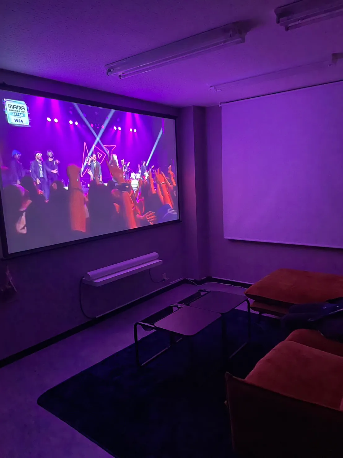 【佐賀県佐賀市】学生向けにSNS宣伝可能！懇親会や移動販売、ポップアップストアに最適な佐賀大学医学部近くのレンタルスペース「HIDEOUT」