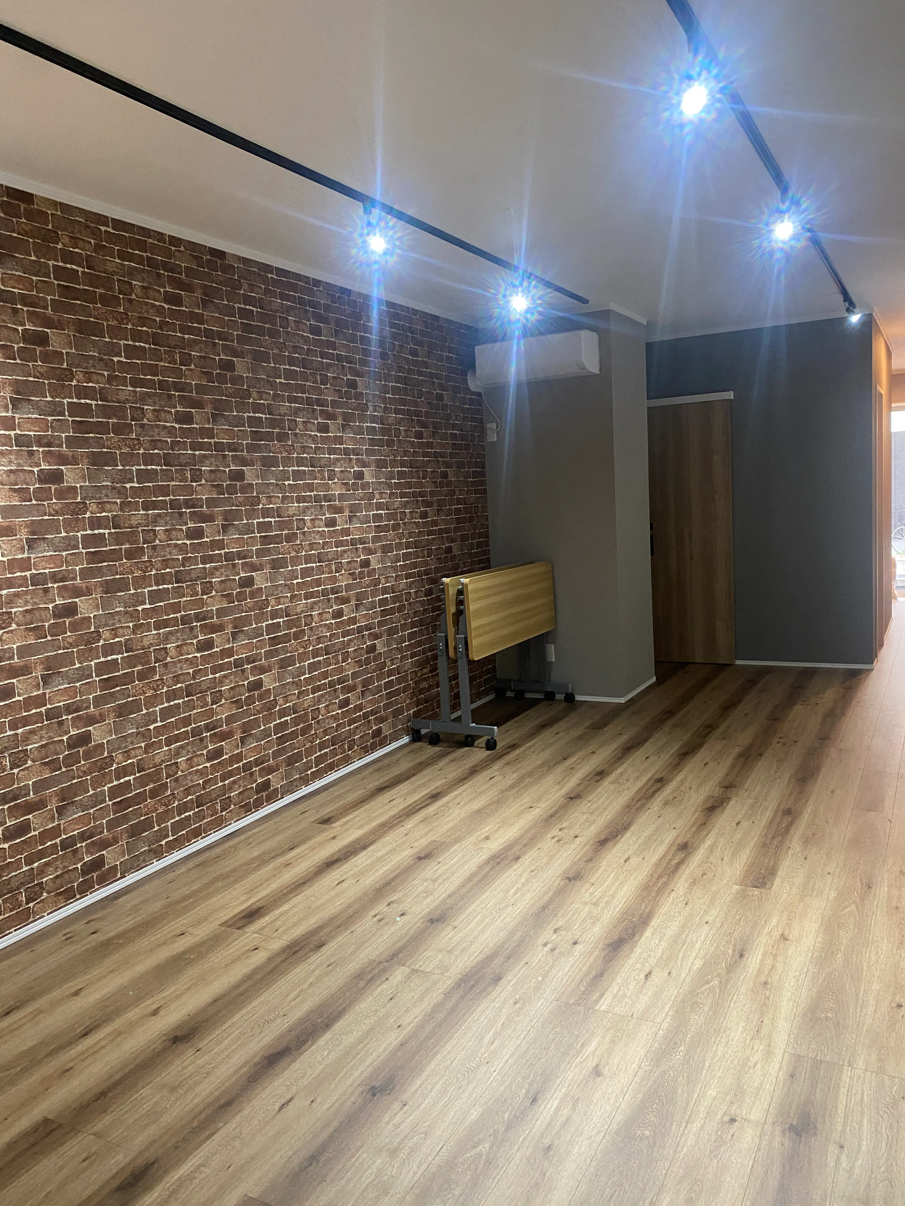 【梶原駅2分】ポップアップストアやイベント、撮影に適した集まりやすい商店街内にあるレンタルスペース