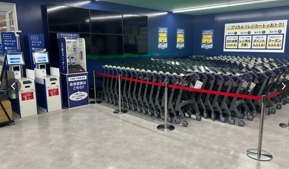 【スーパーセンタートライアル西条店】販促プロモ活動に最適な トライアル西条店『風除室』スペース（幅2ｍ×奥行1.3ｍ）