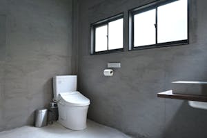 【雪が谷大塚駅5分】アパレルなどの展示会場やポップアップストア、撮影に適したインダストリアルな雰囲気の倉庫を改装したイベントスペース