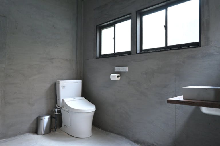 【雪が谷大塚駅5分】アパレルなどの展示会場やポップアップストア、撮影に適したインダストリアルな雰囲気の倉庫を改装したイベントスペースの画像11