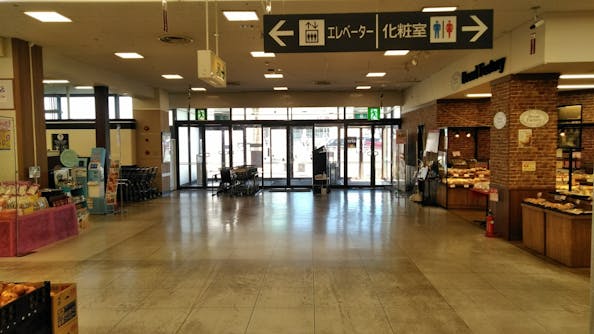 【イオン蒲郡店】各種プロモーションや物販、食物販のポップアップストアに最適な入口付近の催事イベントスペース