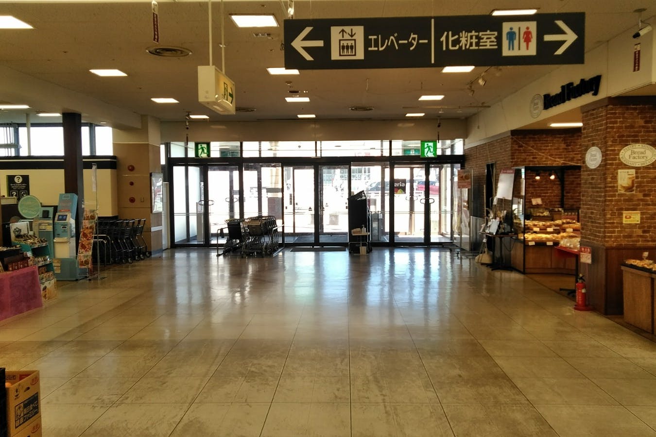 【イオン蒲郡店】各種プロモーションや物販、食物販のポップアップストアに最適な入口付近の催事イベントスペース