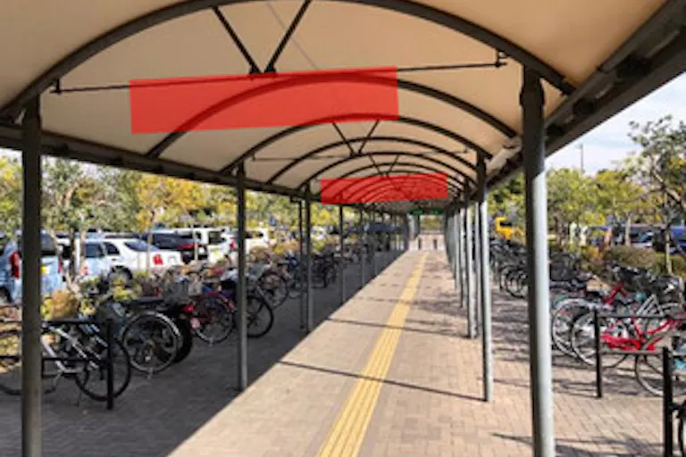 【イオンモールむさし村山】モール内広告 センター東 通路屋根の画像1