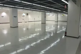 【西友 羽村店】3Fテナント100均・フィットネスフロア区画 プロモーション用途やギャラリー、展示系イベントに最適なスーパー店内催事イベントスペース