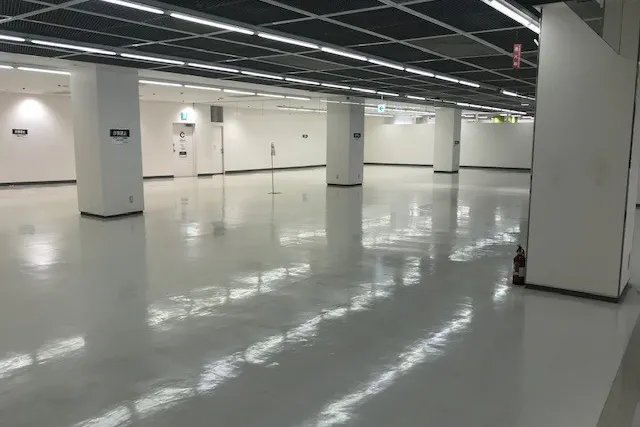 【西友 羽村店】3Fテナント100均・フィットネスフロア区画 プロモーション用途やギャラリー、展示系イベントに最適なスーパー店内催事イベントスペース