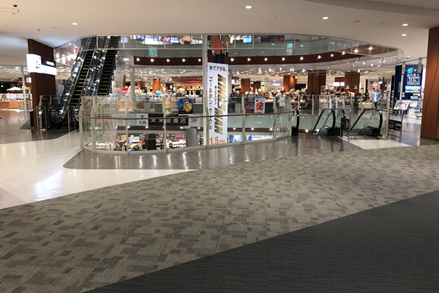 【イオンモール名古屋茶屋】3階イーストスペース（タイムステーションNEO前ブリッジ）