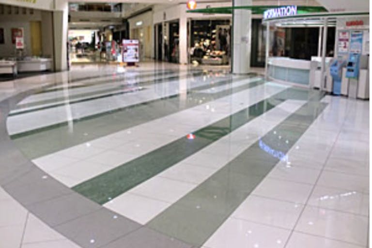 【イオンモール甲府昭和】ほたる広場の画像1