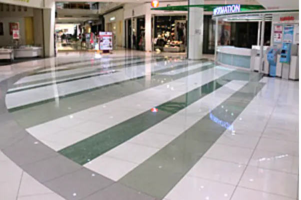 【イオンモール甲府昭和】ほたる広場