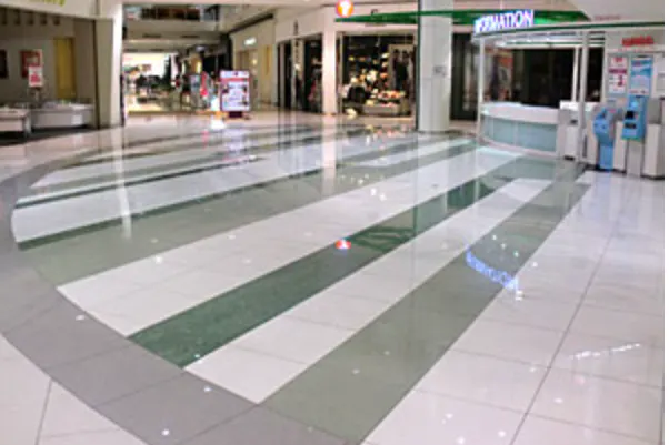 【イオンモール甲府昭和】ほたる広場