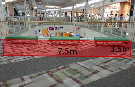 【イオンモール神戸北】2F さつきブリッジ（ｲﾝｸﾞ前）※ベンチ有の画像